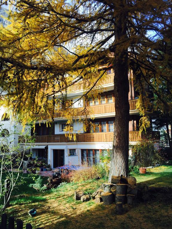 Haus Ares Apartamento Zermatt Exterior foto